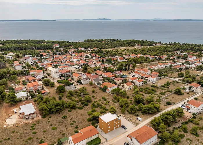 شقة In With Heated Swimming Pool